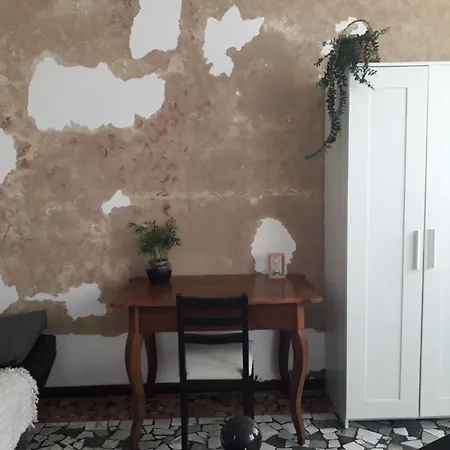 Habitación en casa particular Bb Proti